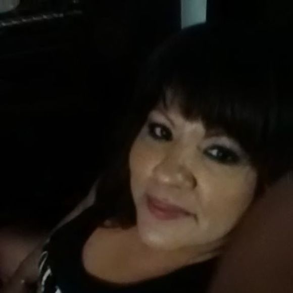 Meet your Posher, Sandra - Picture 1 of 1